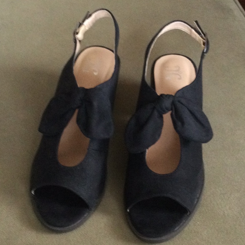 Black Suede sling back 2” pumps